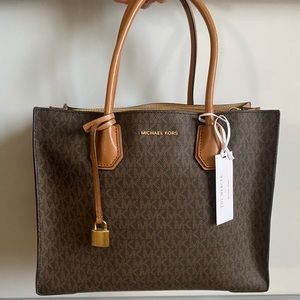 SOLD*** MK Hand and Shoulder Bag. Like New.